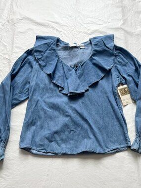 Vintage 90s top blue chambray big collar frill womens Small Ivy Club long sleeve